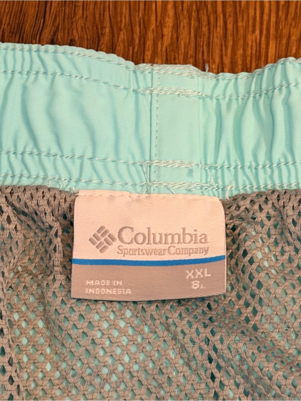 Columbia Men’s Pale Blue Athletic Shorts - Picture 3 of 3
